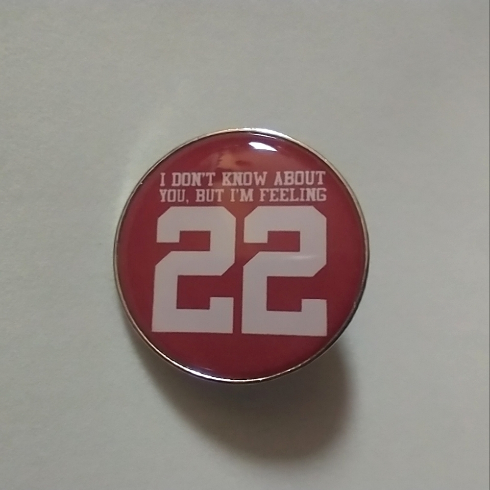 🧁 3/$30 Feeling 22 Taylor Swift Pin NEW